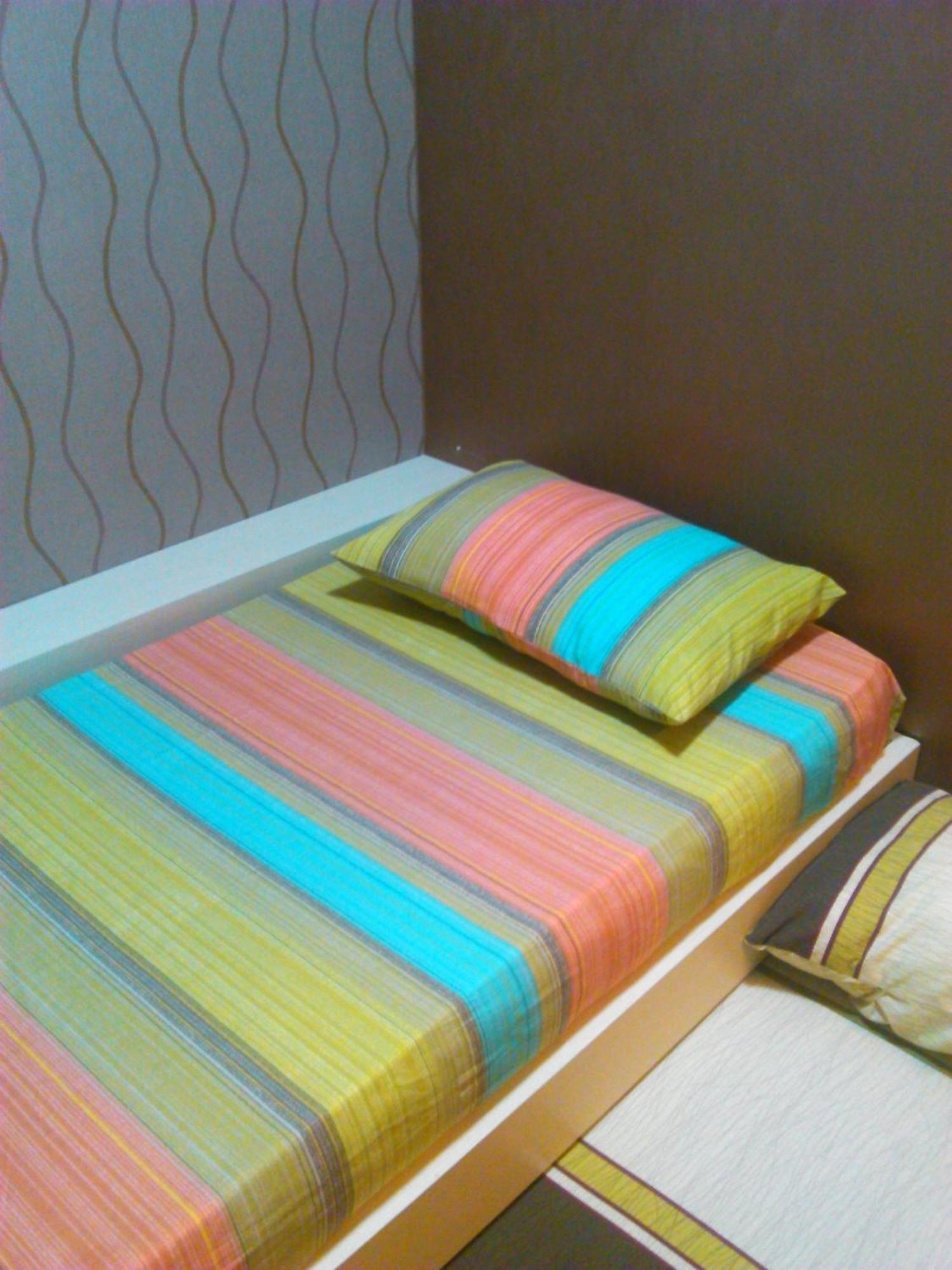 Apartment The Suites Metro By Yudis Bandung Bilik gambar