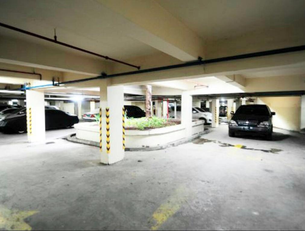 Apartment The Suites Metro By Yudis Bandung Bilik gambar